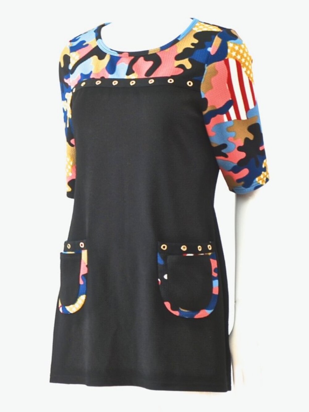 Pour Toi Paris Tunic Style Top With Grommets & Front Pockets - France